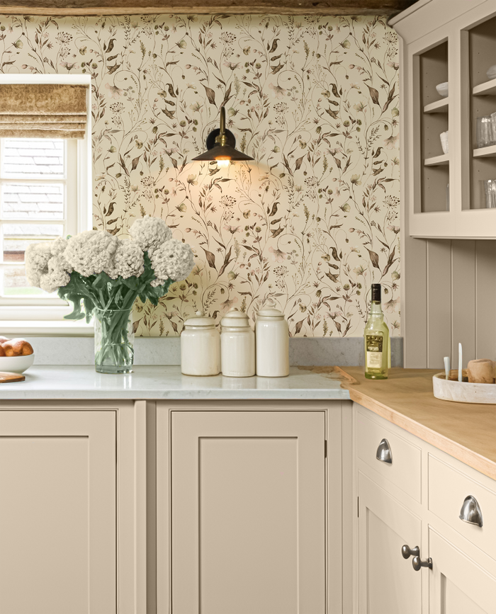 Wildflower Wallpaper: A Meadow for Your Walls